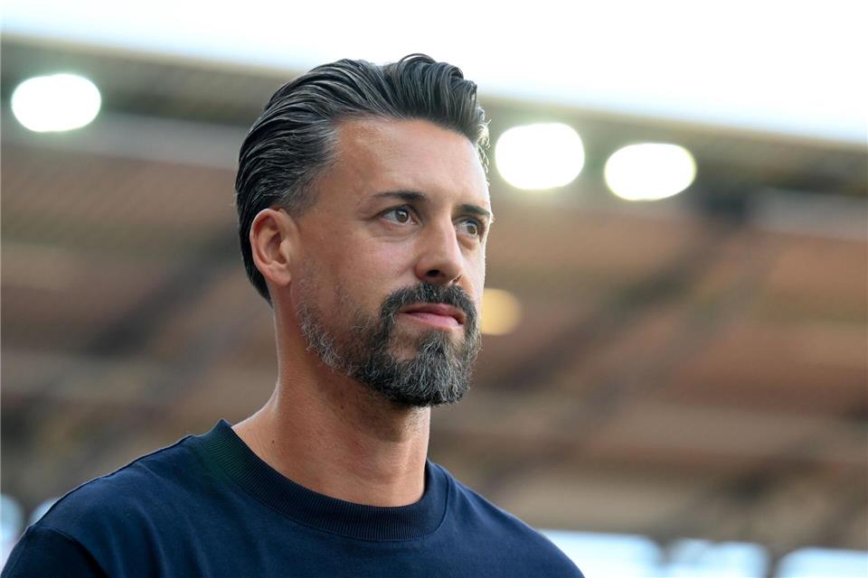 Bundesliga-Debütant: Augsburg-Trainer Sandro Wagner.Hendrik Schmidt/dpa