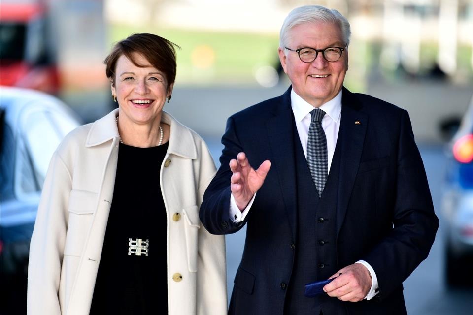 Steinmeier erneut zum Bundespräsidenten gewählt Bundespräsident Frank-Walter Steinmeier und seine Frau Elke Büdenbender.