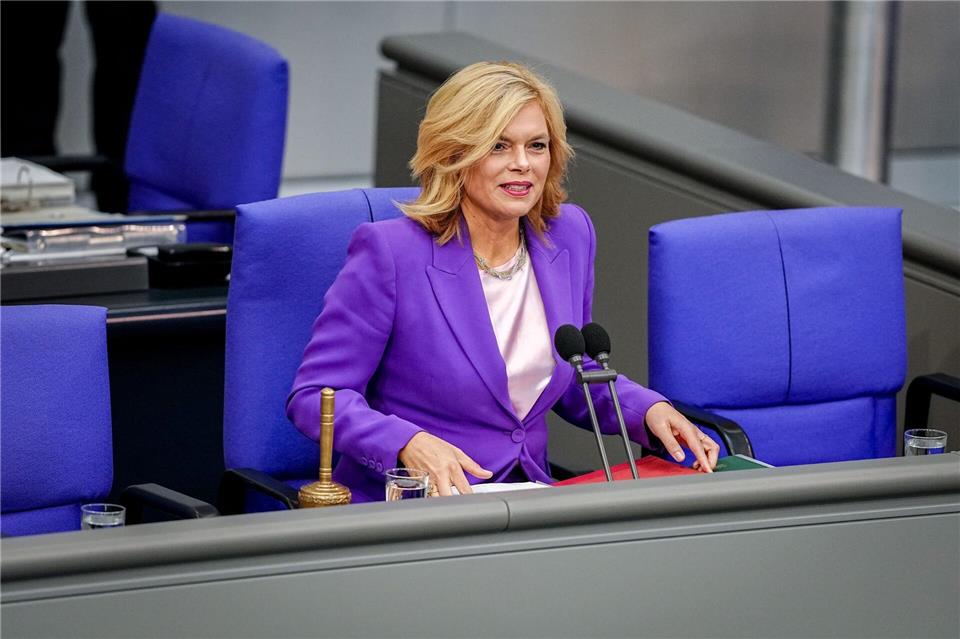 Bundestagspräsidentin Julia Klöckner (CDU) leitete heute morgen die Sitzung.Kay Nietfeld/dpa