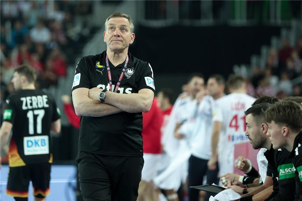 Bundestrainer Alfred Gislason erwartet die wohl herausforderndste EM seiner Karriere. Goran Stanzl/PIXSELL/dpa