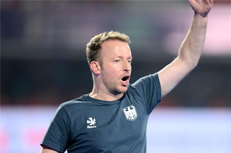 Bundestrainer André Henning und die deutschen Hockey-Männer bekommen es mit einem neuen Turniermodus zu tun. (Archivbild)Frank Uijlenbroek/dpa