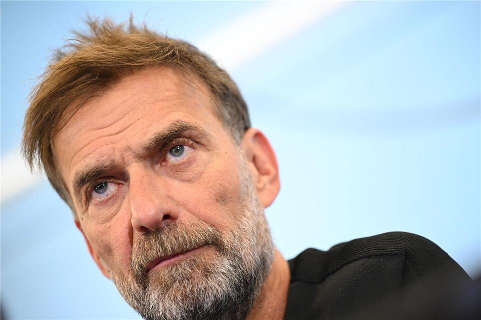 Bundestrainer Jürgen Klopp hat sich für die Absage seines geplanten Auftritts beim Internationalen Trainerkongress entschuldigt.Florian Wiegand/dpa