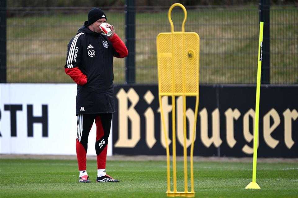 Bundestrainer Nagelsmann kann im WM-Test gegen die Schweiz oft auswechseln. Federico Gambarini/dpa