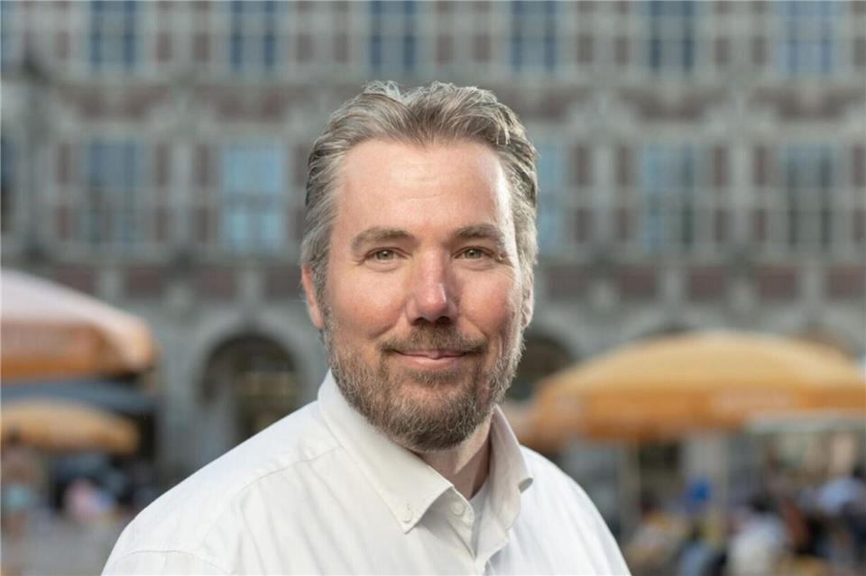 Burkhard Henneken verlässt nach 22 Jahren die FDP Bocholt und erhebt schwere Vorwürfe gegen Teile des Ortsverbandes.