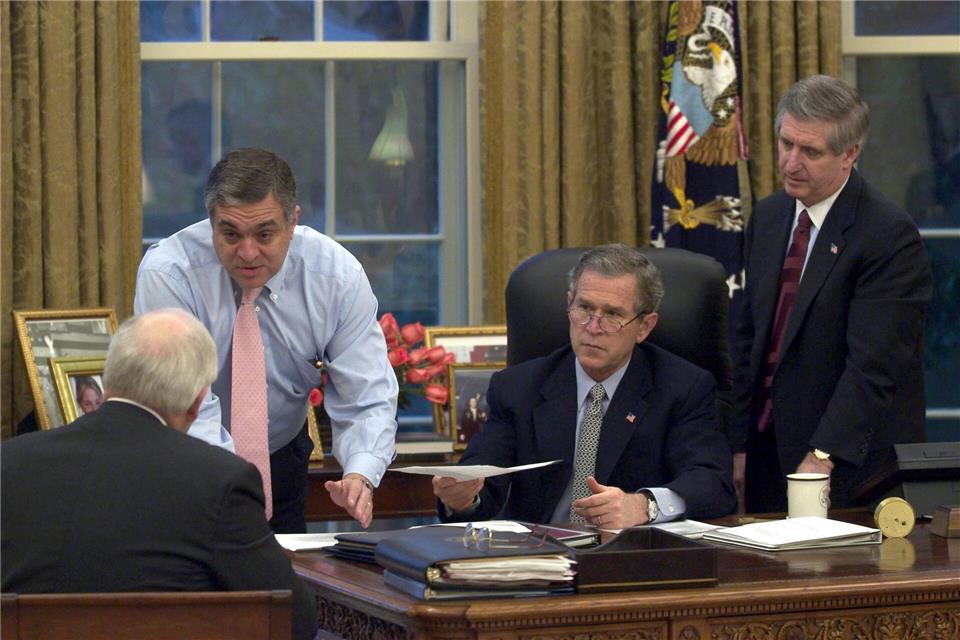 Bush im Oval Office (Archivbild).picture alliance / dpa