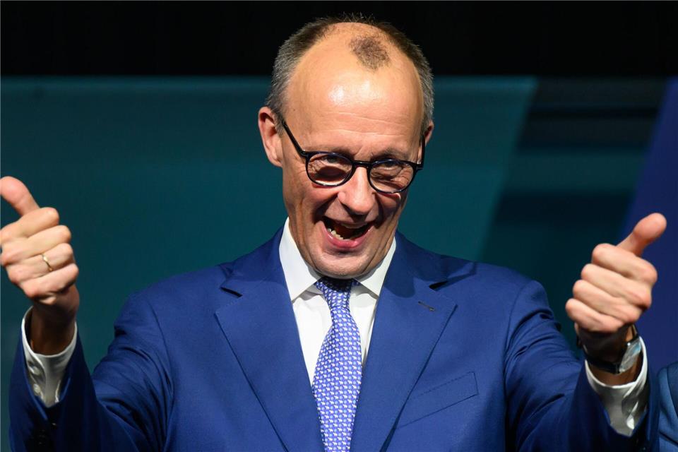 CDU-Bundeschef Friedrich Merz fordert die SPD zum Einlenken in der Migrationspolitik auf.Robert Michael/dpa