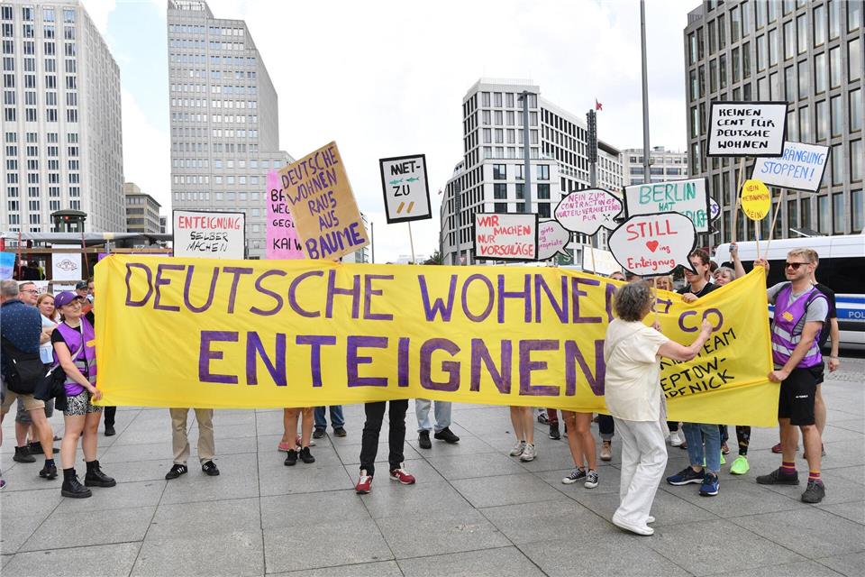 CDU-Spitzenkandidat Stefan Evers lehnt Enteignungen von Wohnungsunternehmen ab. (Archivbild) Paul Zinken/dpa