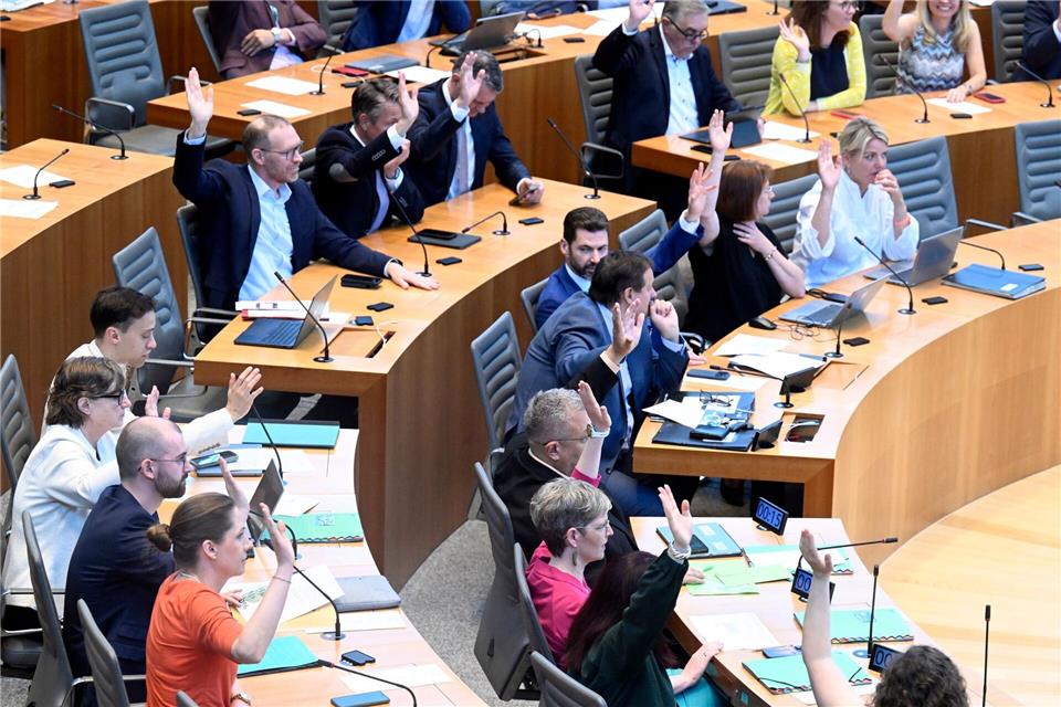 CDU und Grüne wollen zentrale Reformvorhaben noch vor der Sommerpause durchsetzen. (Archivbild)Roberto Pfeil/dpa