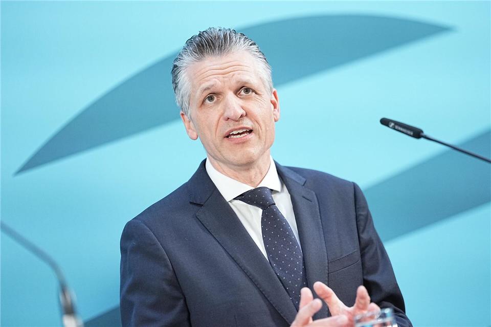 CDU/CSU-Frakionschef Frei mahnt eine Rückkehr zur Sacharbeit an. (Archivbild)Michael Kappeler/dpa