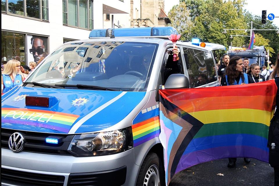 CSD-Veranstalter passen ihr Sicherheitskonzept an. (Archivbild)Jörn Hüneke/dpa