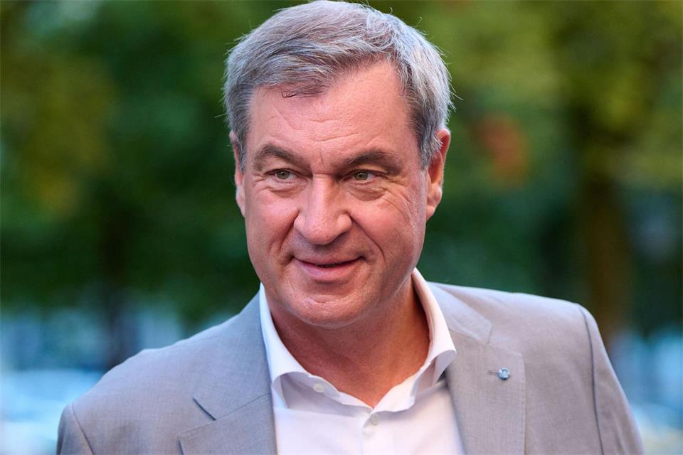 CSU-Chef Söder fordert „ine volksnahe Sprache, weniger Fehler, höheres Tempo“ in Berlin. (Archivfoto)Sven Hoppe/dpa