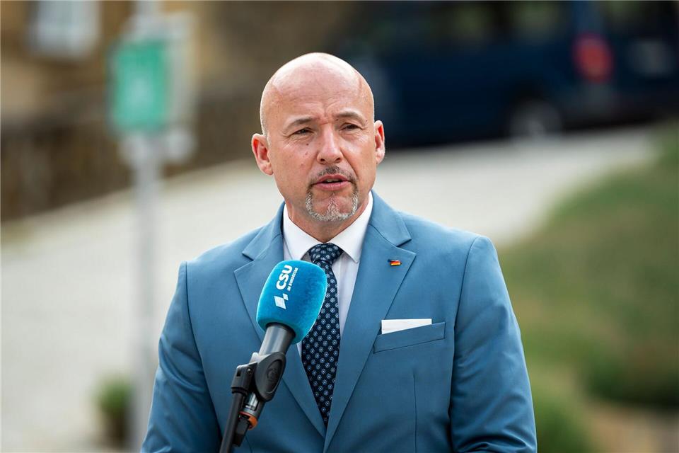 CSU-Landesgruppenchef Alexander Hoffmann hofft auf ein gutes Ergebnis für Thorsten Frei bei dessen geplanter Wahl zum Unionsfraktionschef im Bundestag. Daniel Vogl/dpa