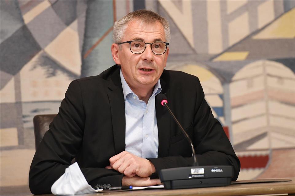 CSU-Landrat Werner Bumeder bleibt im Amt. (Archivbild)Angelika Warmuth/dpa