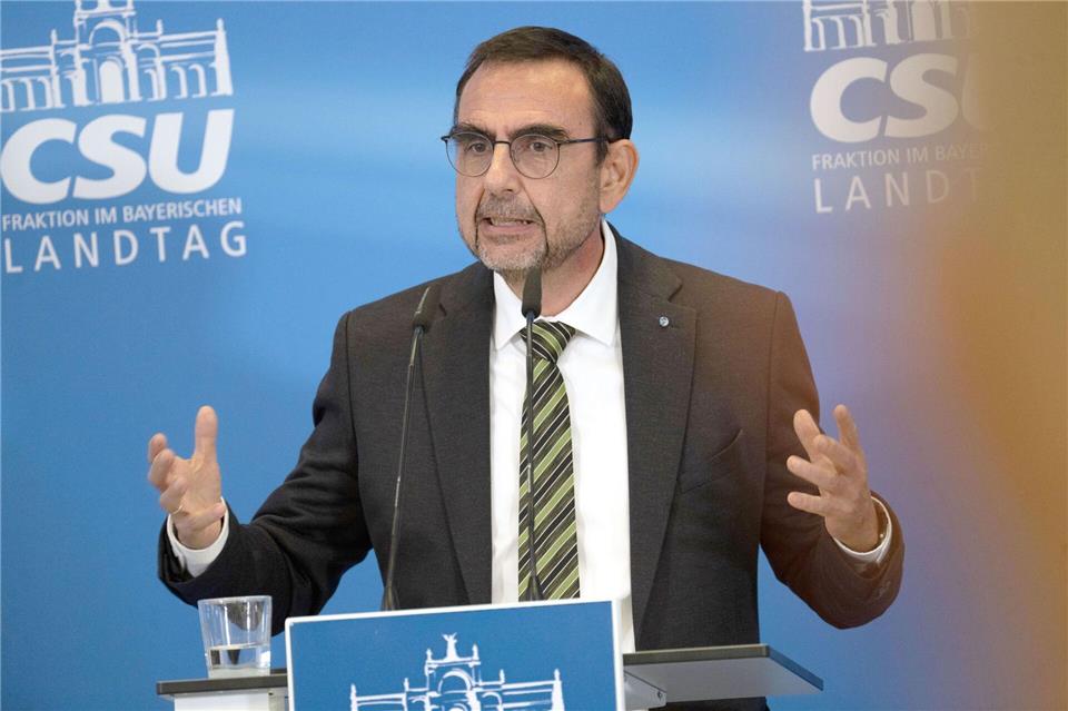 CSU-Landtagsfraktionschef Klaus Holetschek atttackiert die Sparpläne von CDU-Gesundheitsministerin Nina Warken (CDU). (Archiv)Pia Bayer/dpa