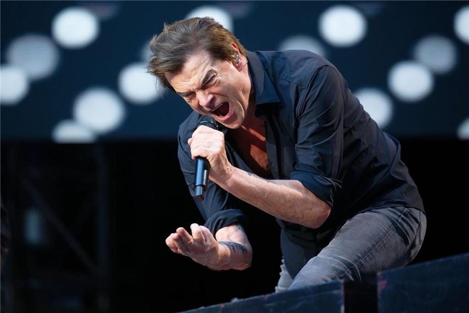 Campino von den Toten Hosen bei einem Konzert in der Merkur Spiel-Arena in Düsseldorf.Henning Kaiser/dpa