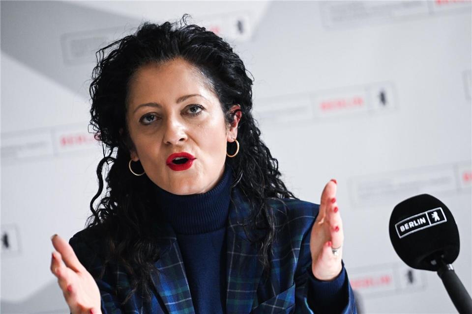 Cansel Kiziltepe (SPD) kann sich trotz der Wahlschlappe ihrer Partei im Südwesten über das gute Abschneiden von Cem Özdemir (Grüne) freuen. (Archivfoto)Britta Pedersen/dpa