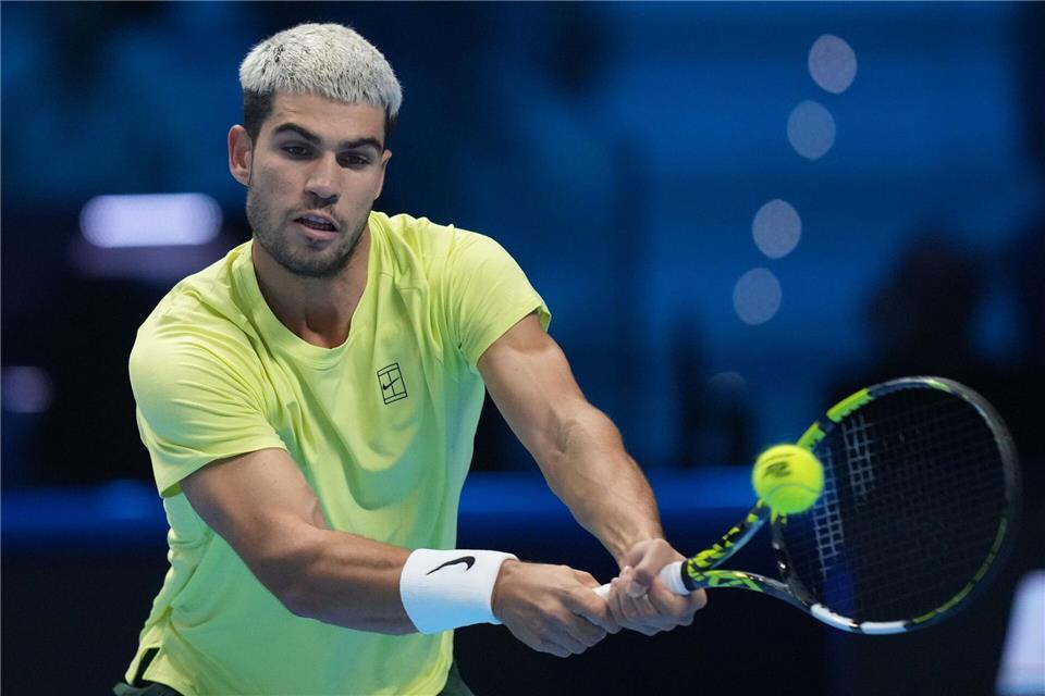 Carlos Alcaraz will in Melbourne erstmals den Titel holen. (Archivbild)Antonio Calanni/AP/dpa