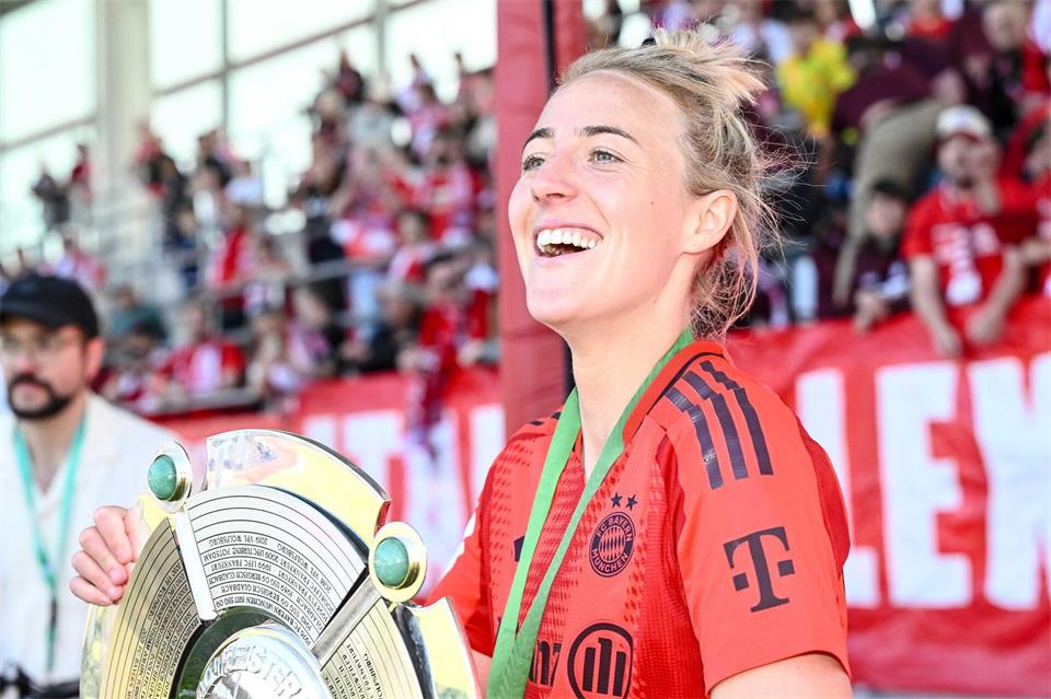 Carolin Simon hat zum Start der neuen Saison hohe Ziele bei Bayer Leverkusen ausgerufen. (Archivbild)Harry Langer/dpa