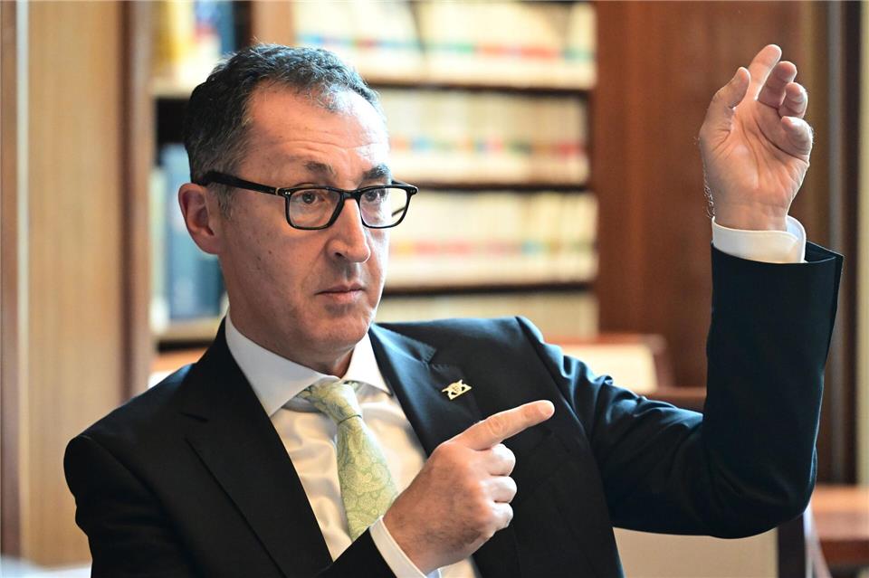 Cem Özdemir regiert seit Mitte Mai als Ministerpräsident in Baden-Württemberg. Bernd Weißbrod/dpa