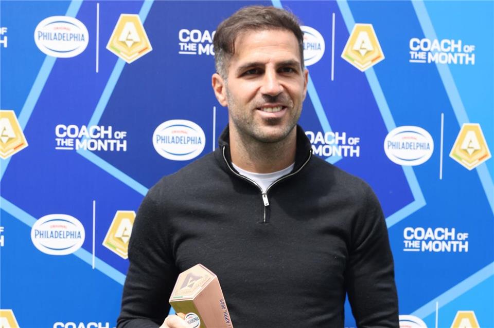 Cesc Fàbregas ist Italiens Trainer des Monats April.Antonio Saia/LaPresse via ZUMA Press/dpa