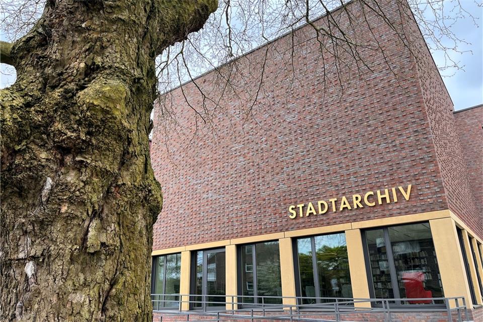 Neues Borkener Stadtarchiv steht kurz vor der Eröffnung Charakteristisch für das vom Architekturbüro Farwick und Grote entworfenen Gebäudes ist die geriffelt geklinkerte Fassade.