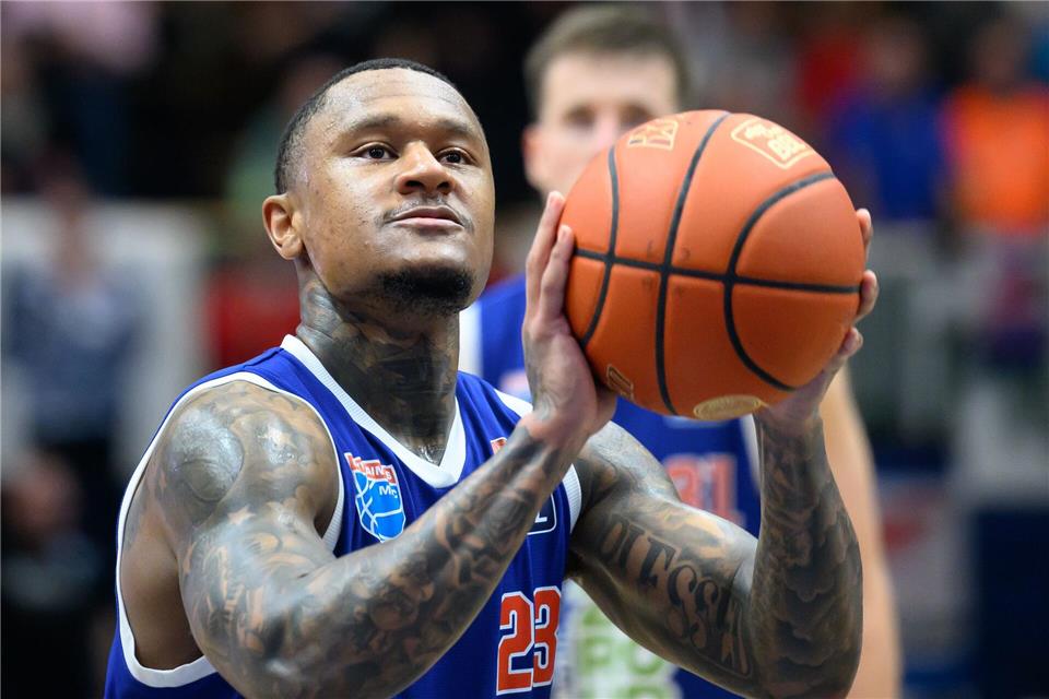 Charles Callison war mit 23 bester Werfer gegen Hamburg. (Archivbild) Hendrik Schmidt/dpa