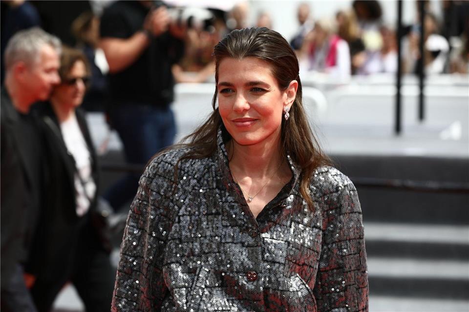 Charlotte Casiraghi, Tochter von Caroline von Monaco, gibt in einem Buch Einblick in ihr Privatleben. (Archivbild)Mickael Chavet/ZUMA Press Wire/dpa
