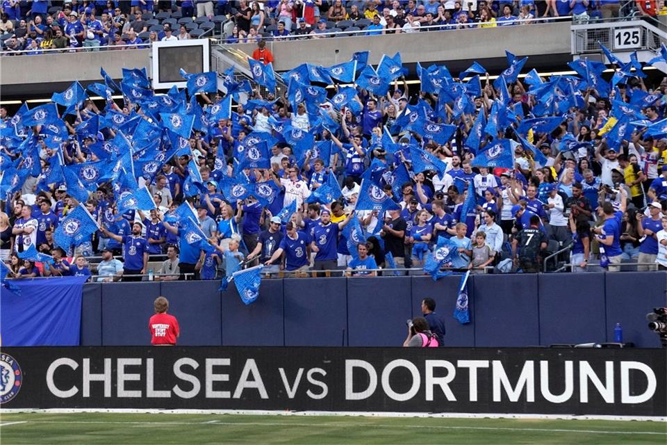 Chelseas Christopher Nkunku hat sich im Testspiel gegen Borussia Dortmund verletzt.