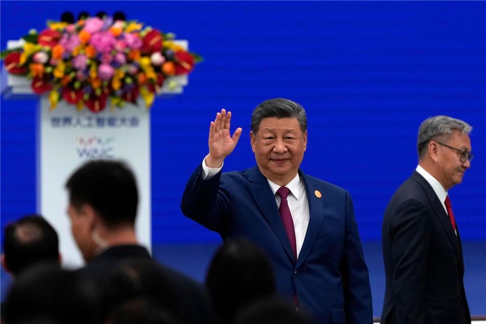 Chinas Staatschef Xi sprach erstmals bei der Welt-KI-Konferenz.Ng Han Guan/AP Pool/AP/dpa