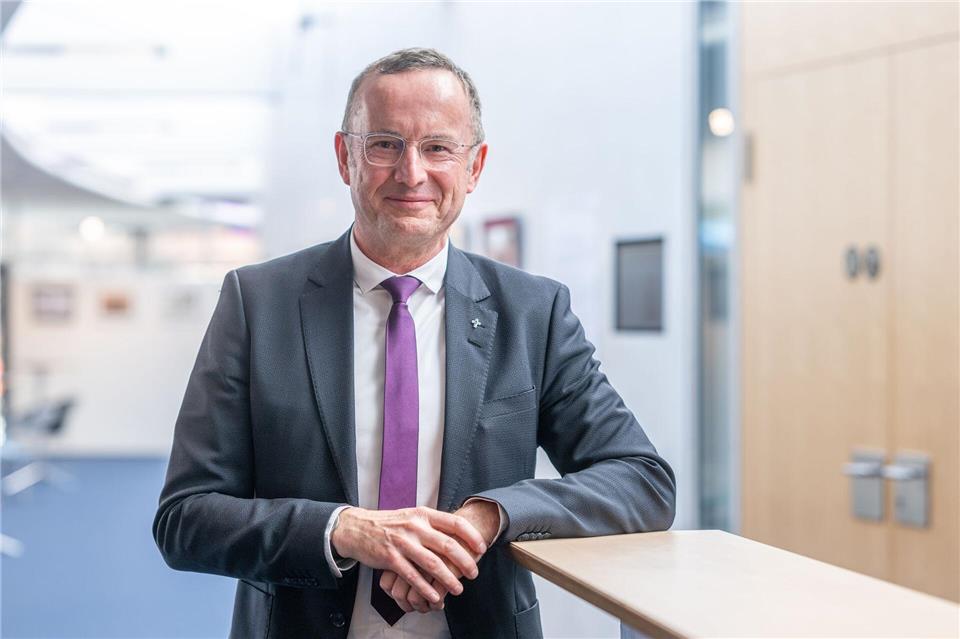 Christian Kopp ist Landesbischof der Evangelisch-Lutherischen Kirche in Bayern. (Archivbild)Armin Weigel/dpa