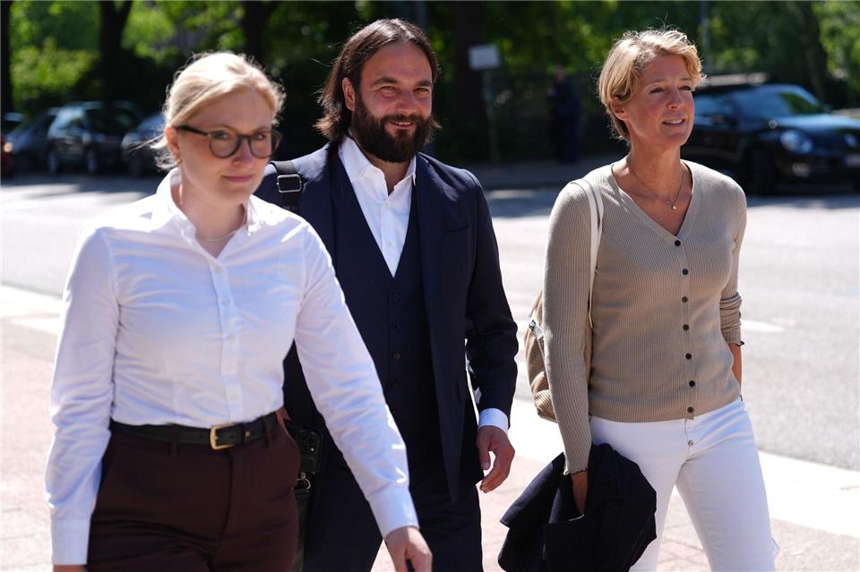 Christina Block und ihre Verteidiger in einer Prozesspause.Marcus Brandt/dpa
