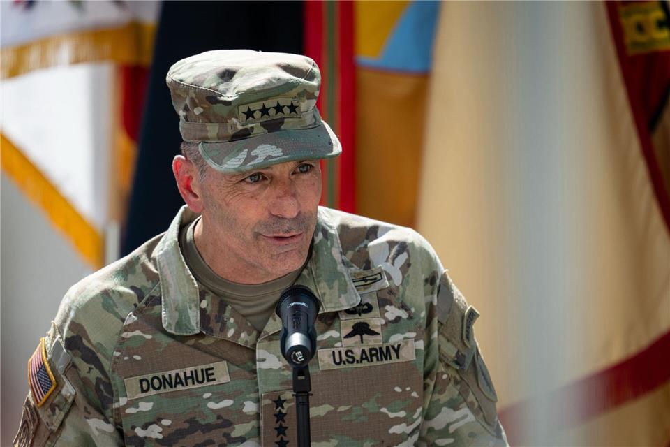 Christopher Donahue gilt als ein hoch angesehener General der US-Streitkräfte. Hannes P. Albert/dpa