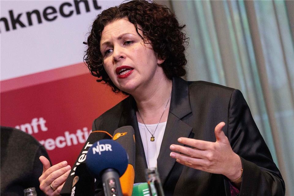 Co-Chefin Amira Mohamed Ali lässt offen, ob sie weiterhin an der Parteispitze stehen will.Carsten Koall/dpa