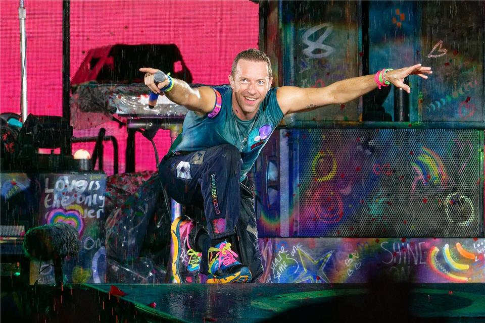 Coldplay achtet mit Erfolg darauf, dass Konzerte der Band klimafreundlicher sind. (Archivbild)Henning Kaiser/dpa