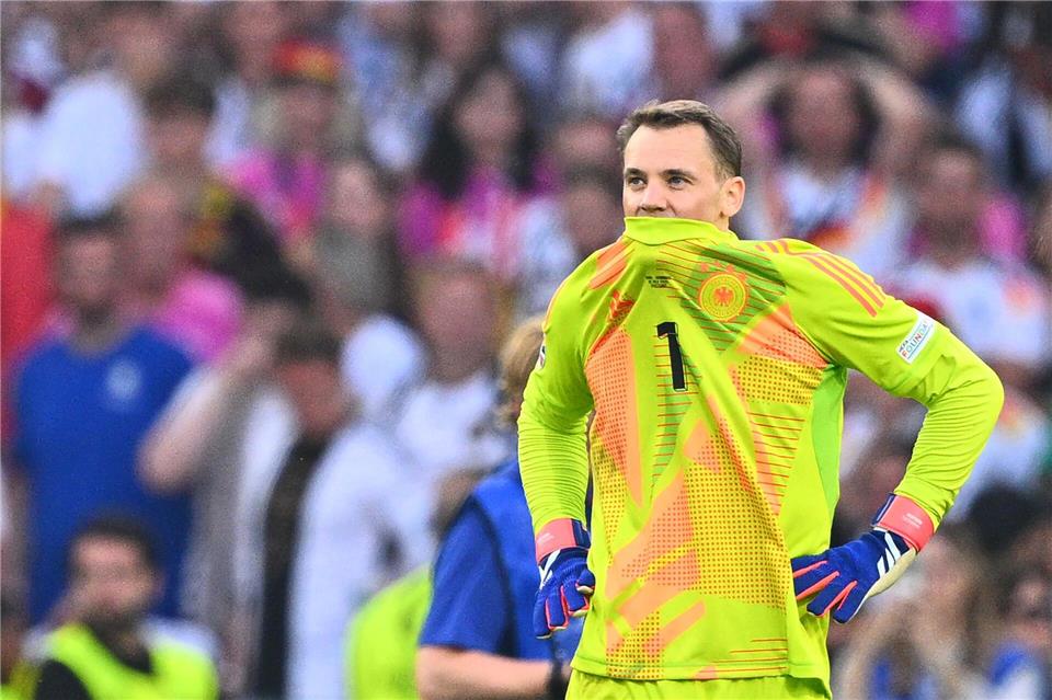 Comeback im DFB-Team? Nach dem enttäuschenden EM-Aus gegen Spanien zog Manuel Neuer das Nationaltrikot eigentlich nach 124 Länderspielen aus. (Archivbild)Tom Weller/dpa