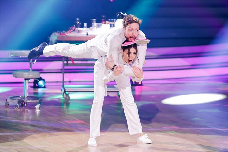 Comedian Bastian Bielendorfer und Profitänzerin Ekaterina Leonova im Coloneum.