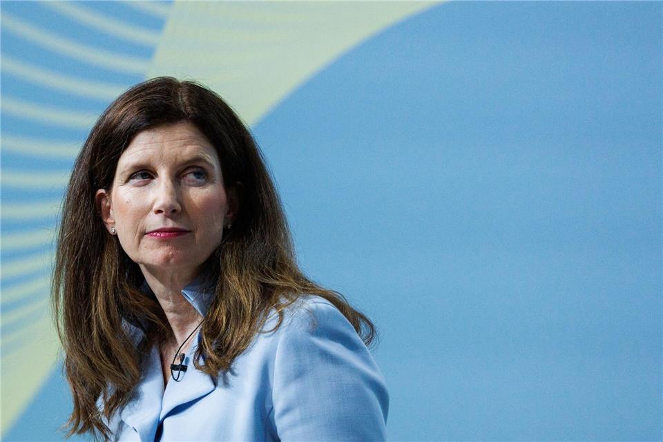 Commerzbank-Chefin Bettina Orlopp will die Eigenständigkeit des Instituts verteidigen. (Archivbild)Hannes P. Albert/dpa