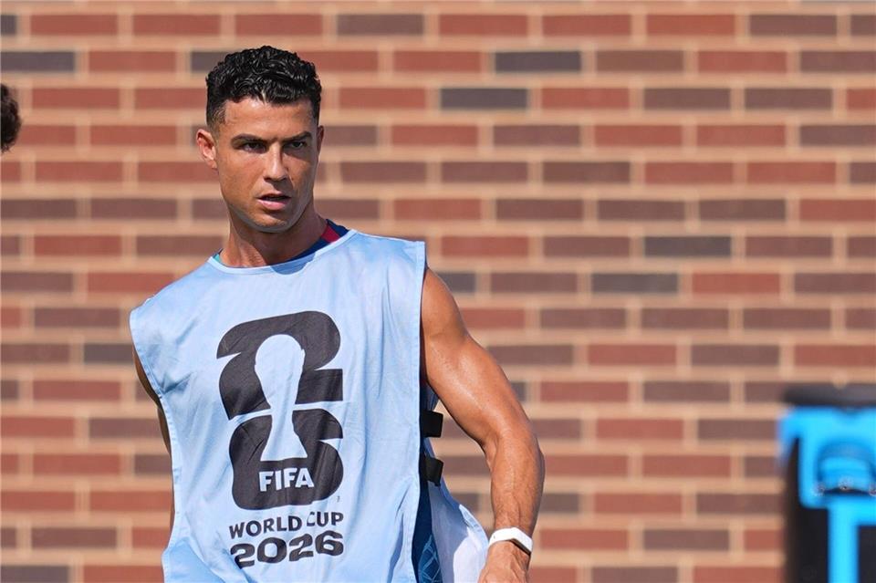 Cristiano Ronaldo beim Training vor dem Duell mit Spanien.Julio Cortez/AP/dpa
