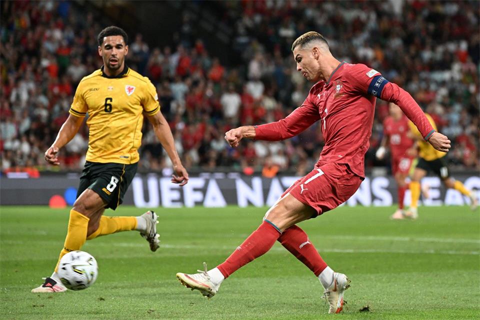 Cristiano Ronaldo feierte mit Portugal einen Sieg zum Nations-League-Auftakt.Zed Jameson/PA Wire/dpa