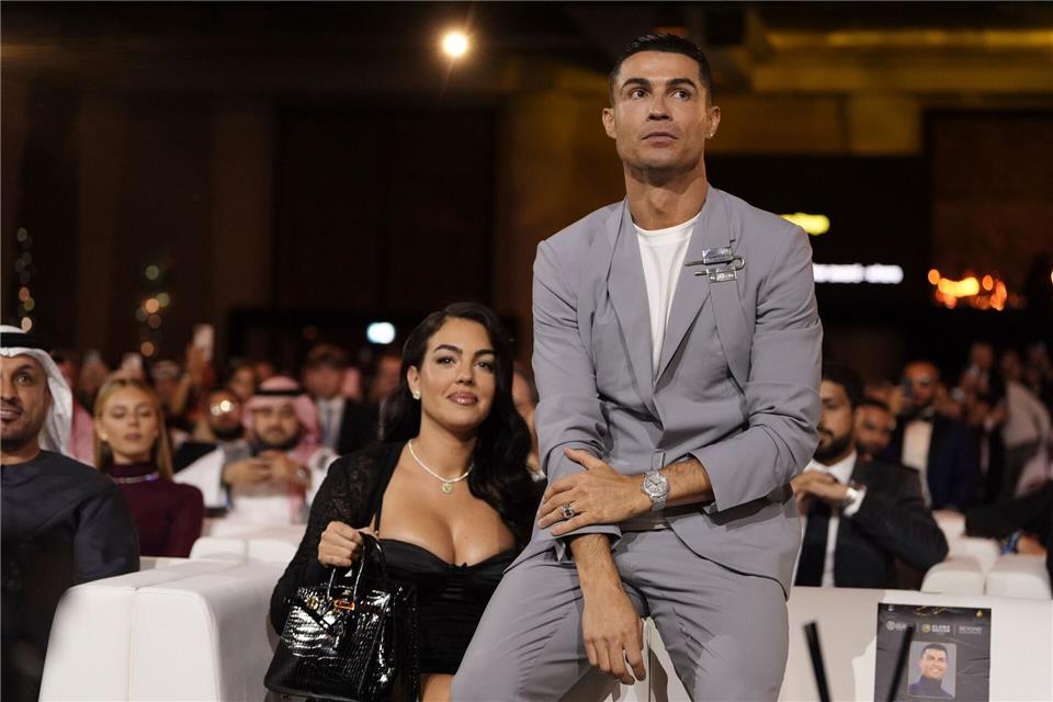 Cristiano und Georgina: Verliebt, verlobt... Fabio Ferrari/LaPresse/AP/dpa