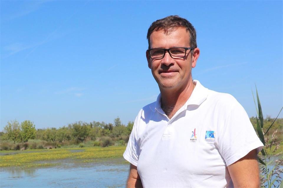 Cyril Gombert ist der Leiter des Naturschutzgebiets Les Marais du Vigueirat.Deike Uhtenwoldt/dpa-tmn