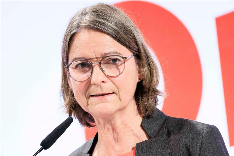 DGB-Landesvorsitzende Katja Karger fehlt etwas im Koalitionsvertrag. (Archivbild)Carsten Koall/dpa