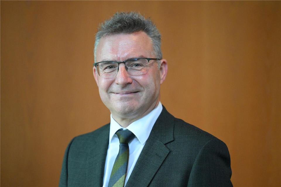 DLT-Präsident Achim Brötel ist Landrat des Neckar-Odenwald-Kreises (Baden-Württemberg). (Archivbild)Bernd Weißbrod/dpa