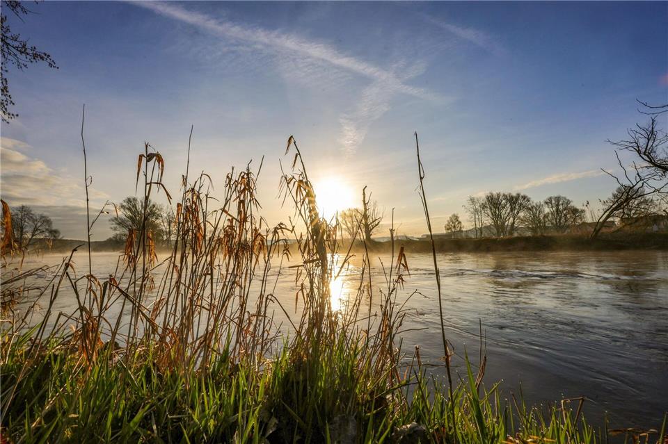 DWD: Zunächst viel Sonne am Samstag. (Archivbild)Thomas Warnack/dpa