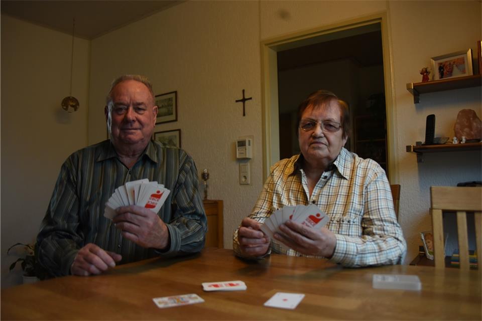 Da Anni und Ewald Kampshoff keine Nachfolger für die Organisation der KAB-Doppelkopfrunde gefunden haben, fand am Mittwoch die letzte Runde im Pfarrzentrum statt.