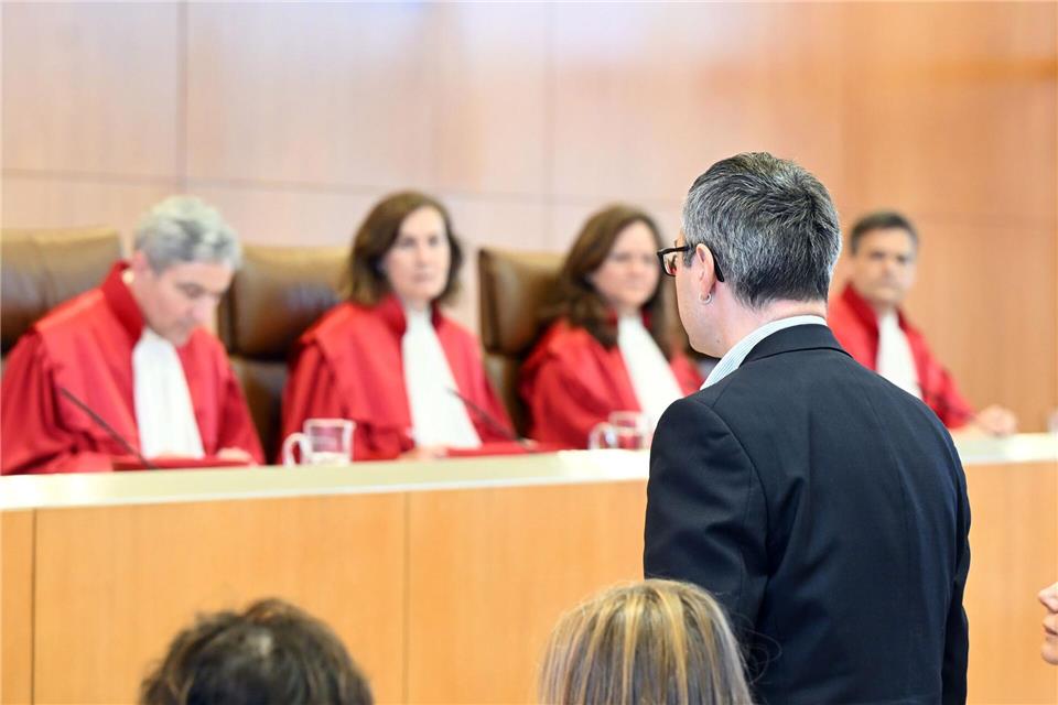 Bundesregierung stärkt Rechte leiblicher Väter Da das Bundesverfassungsgericht eine Änderung gefordert hat, gibt es einen gewissen Zeitdruck. (Archivfoto)Uli Deck/dpa