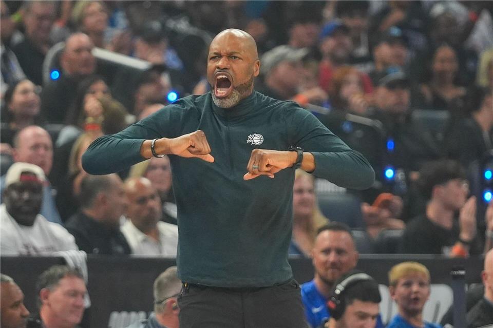 Da half aller Einsatz nichts: Jamahl Mosley ist seinen Trainer-Job in Orlando los. (Archivbild)John Raoux/AP/dpa