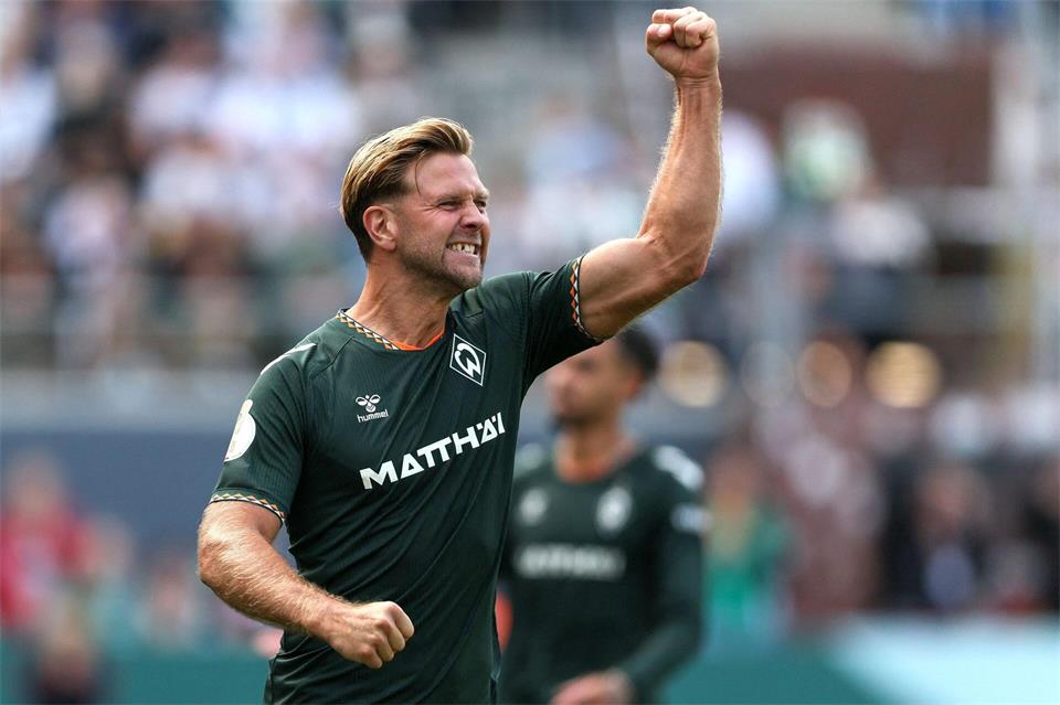 Da ist er wieder: Niclas Füllkrug meldet sich mit einem Tor bei den Werder-Fans zurück. Selim Sudheimer/dpa