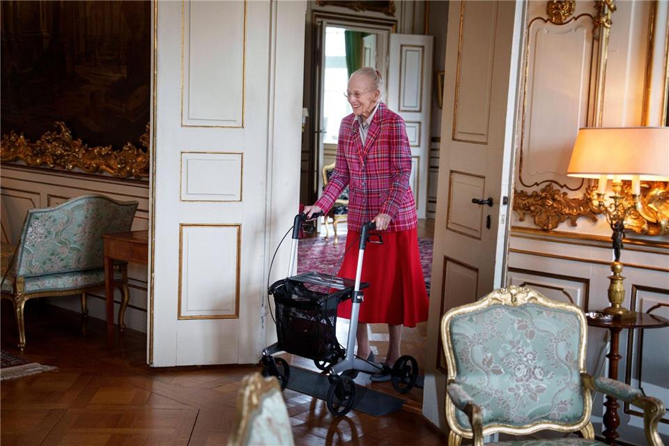 Dänemarks Königin Margrethe zeigt sich erstmals nach Krankenhausaufenthalten in der Öffentlichkeit.Liselotte Sabroe/Ritzau Scanpix Foto/AP/dpa