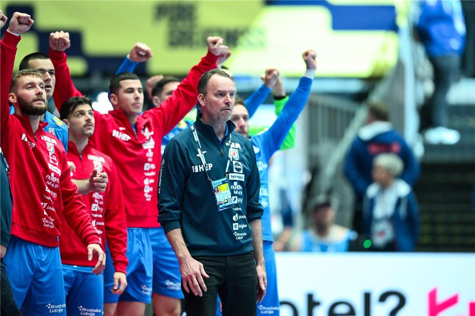 Dagur Sigurdsson und Kroatiens Handballer gewinnen EM-Bronze.Sina Schuldt/dpa